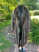Beautiful Natural Raccoon fur coat, full length, still has a new smell, Sleeve is 25 inches, length