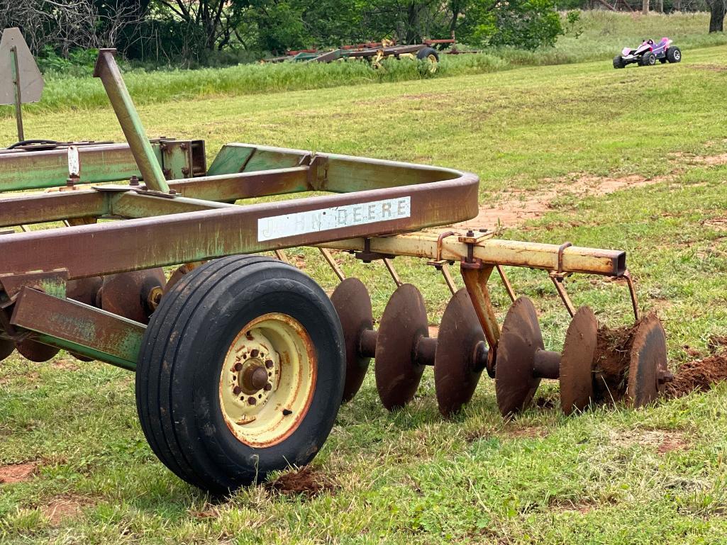 JOHN DEERE 230 Disc