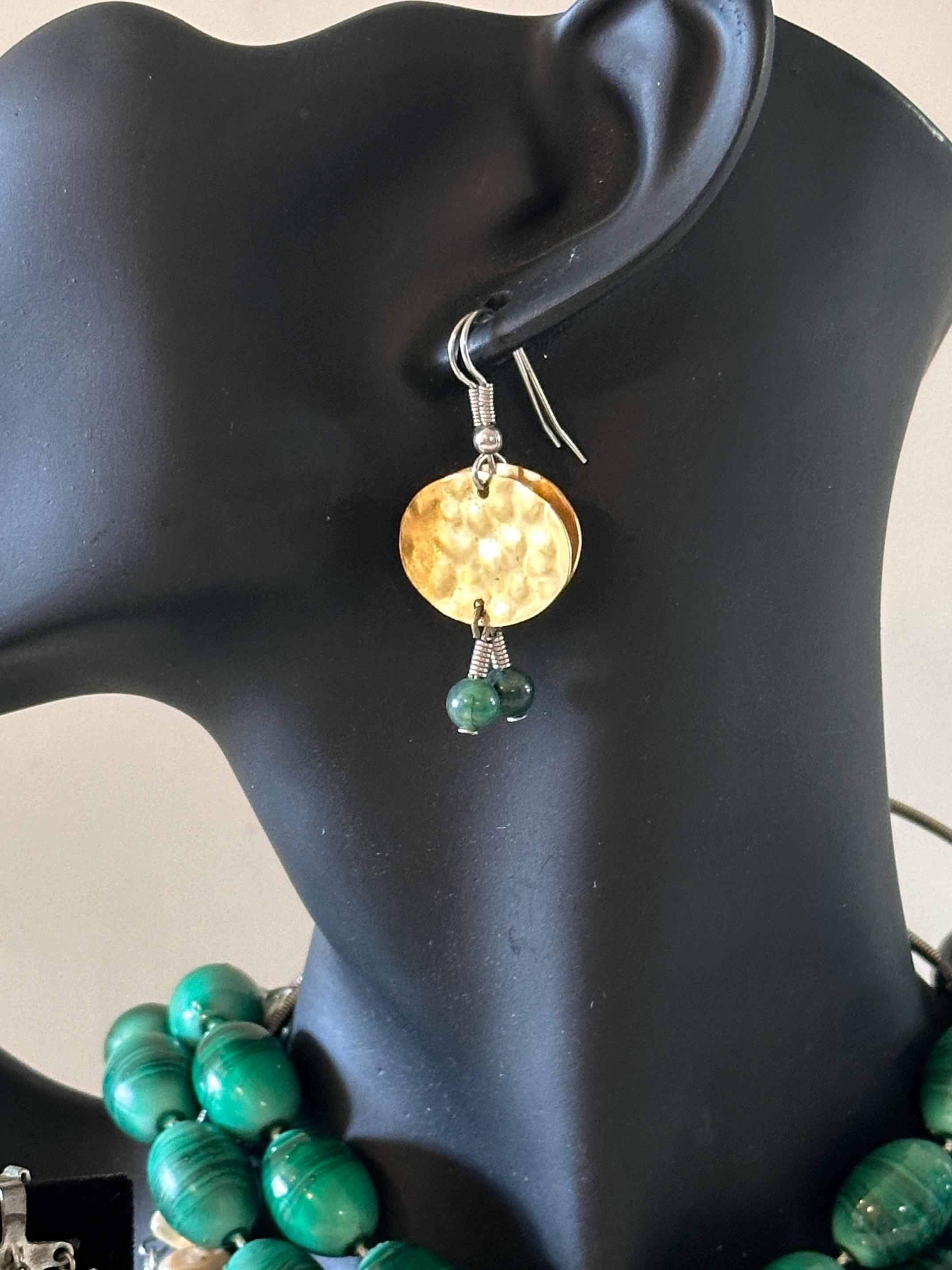 Women's Green and Blue Beaded/Stone Fashion Jewelry