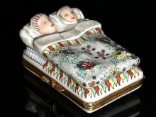 Chantilly Limoges Hinged Trinket Box - Couple Lying in Bed