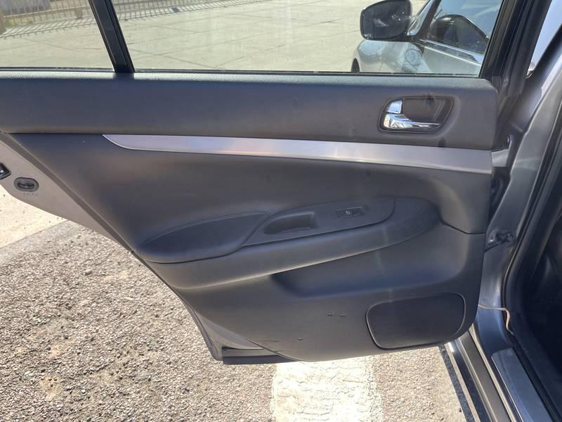 2015 Infiniti Q40 4 Door Sedan
