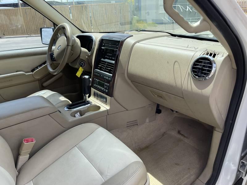 2007 Ford Explorer Limited 4X4 4 Door SUV