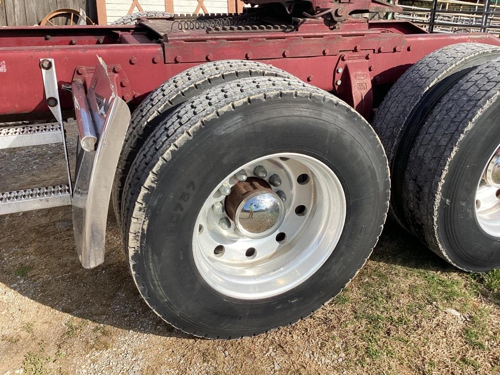 1990 PETERBILT 379 EXT HOOD SLEEPER TRACTOR