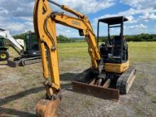 2014 KATO HD35 V Four Excavator