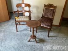 Oak parlor chair, side chair, and sm. Round table