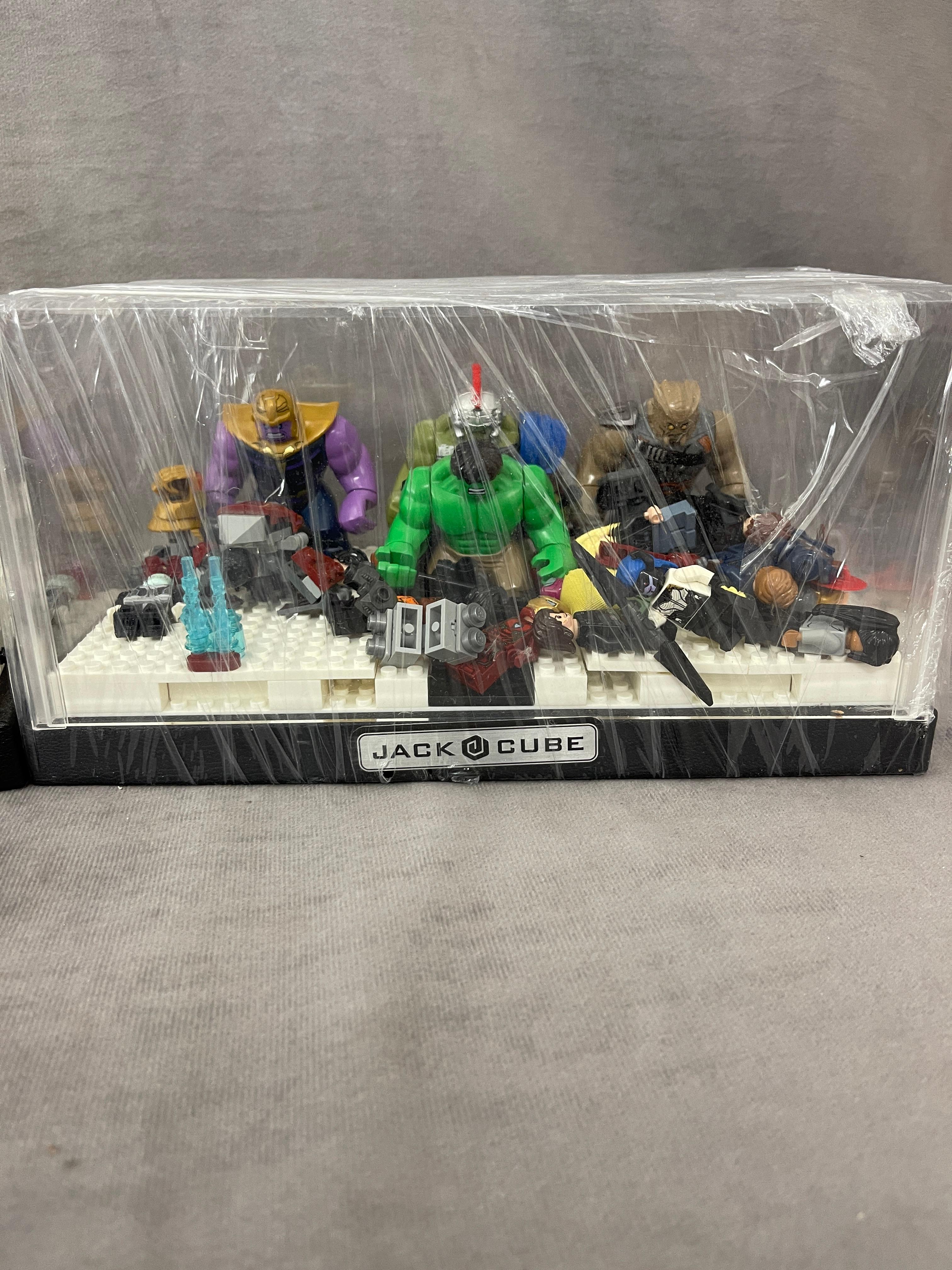 LEGO Minifigure Figurines Marvel Collection Lot