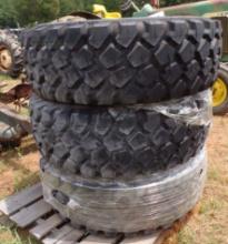 3 - 395/85R20 tires & wheels for 5 ton  military truck