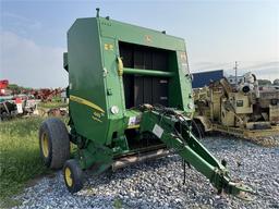 John Deere 449 MegaWidePlus Round Baler