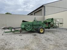 John Deere 328 Small Square Baler