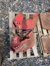 (5) McCormick Suitcase Weight off C70