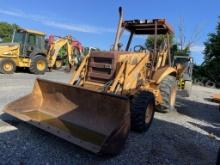 Case 580K Loader Backhoe