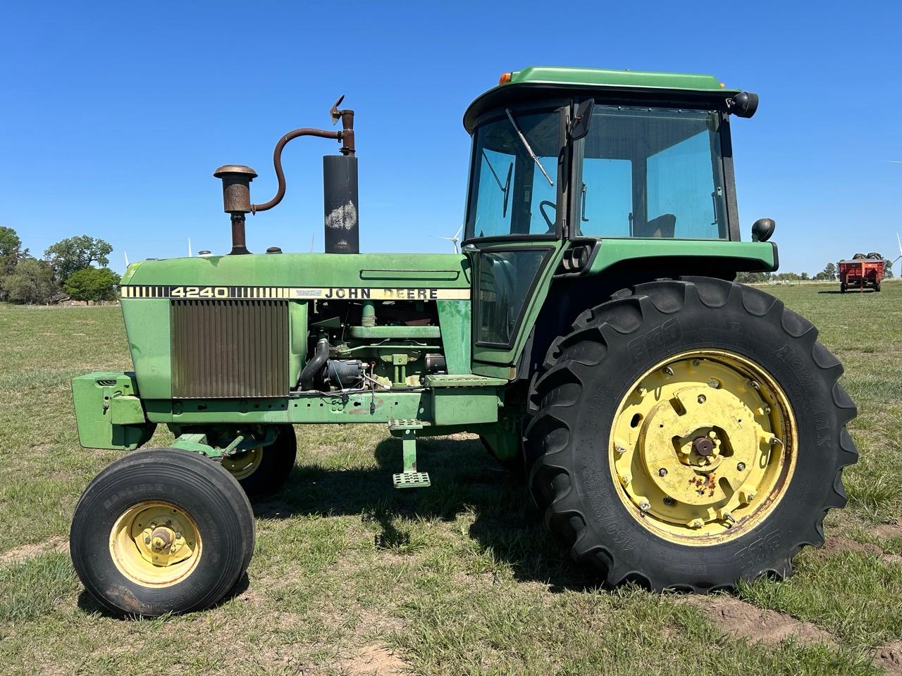 1980 John Deere  4240