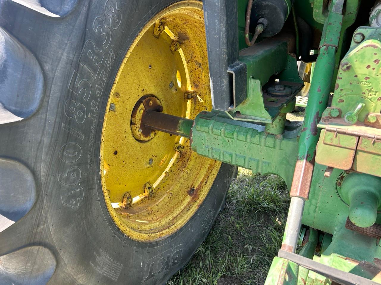 1980 John Deere  4240