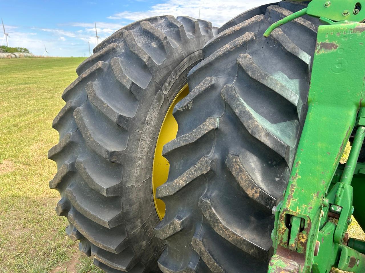 1992 John Deere 4560