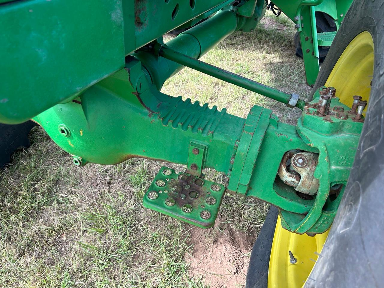 1992 John Deere 4560