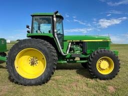 1992 John Deere 4560