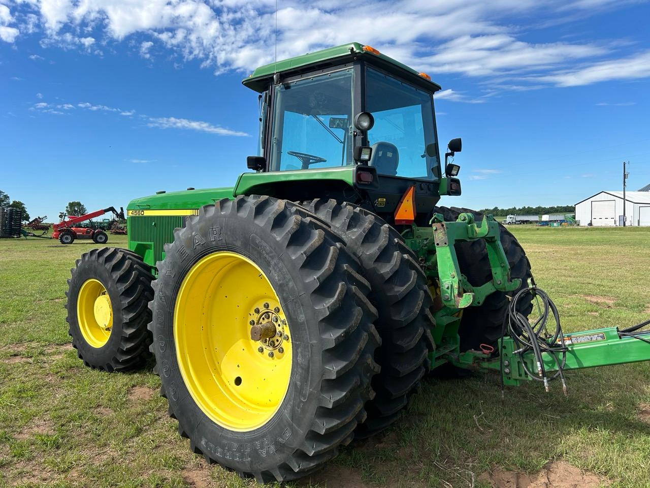 1992 John Deere 4560