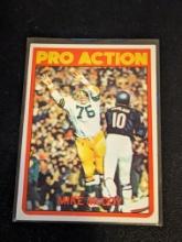 1972 Topps #260 Mike McCoy Pro Action Football Card - Green Bay Packers
