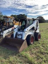 BOBCAT S300 SKID LOADER