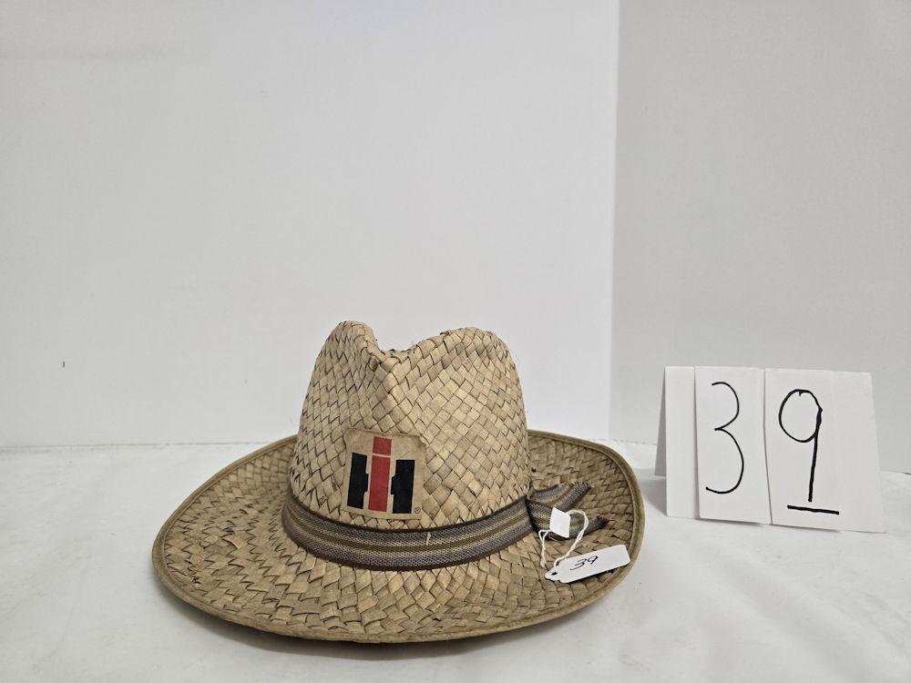 IH small woven straw hat