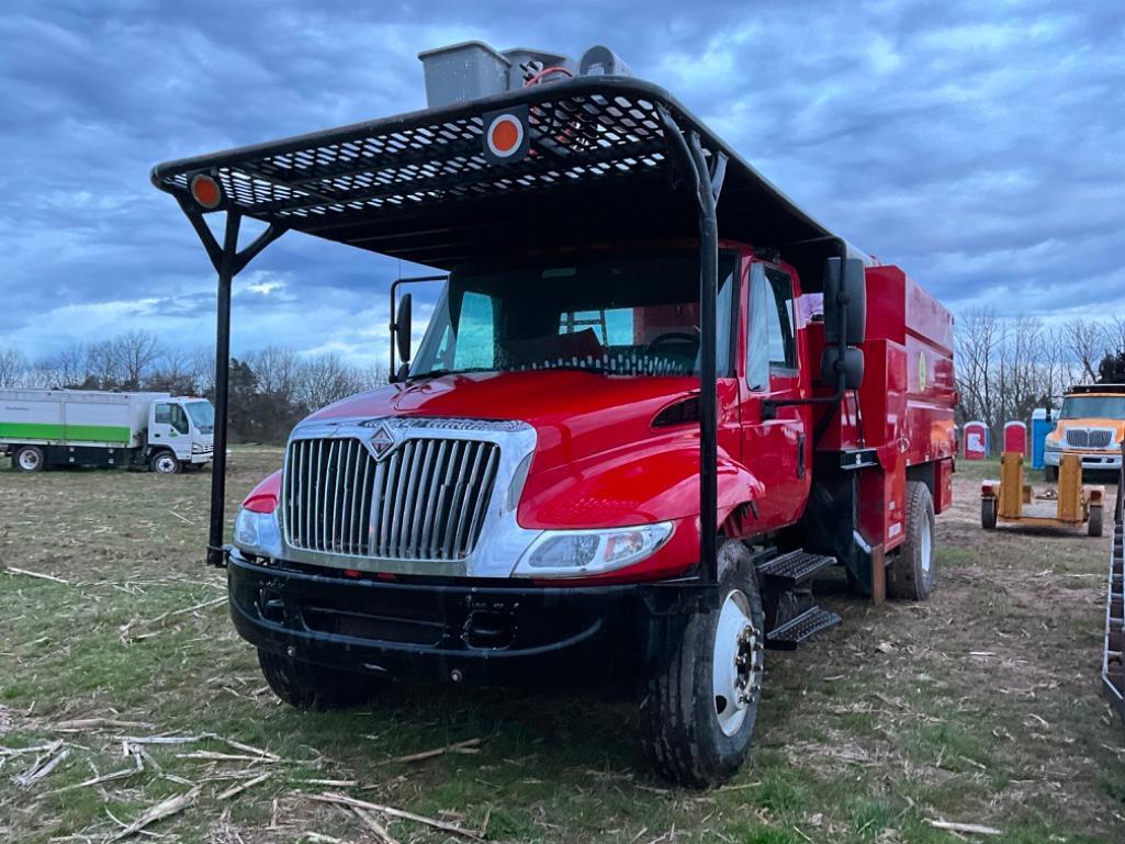 2007 INTERNATIONAL FORESTRY BUCKET TRUCK