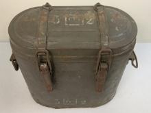 WWII GERMAN MILITARY FIELD FOOD CONTAINER ESSENTRAGER THERMOS