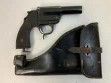 WWII NAZI GERMAN 26.5mm FLARE PISTOL auf 43 WITH ORIGINAL HOLSTER