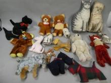 Lot 18 Vintage Plush Stuffed Animals Teddy Bears Dogs Elephant Cats etc