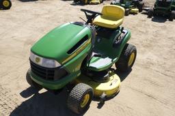 John Deere LA115 riding lawn mower