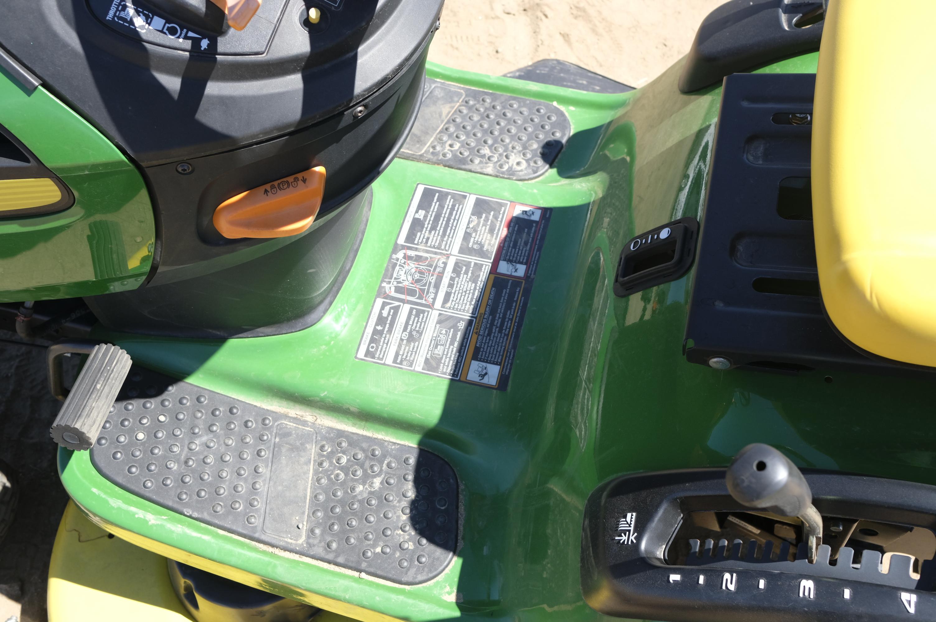 John Deere D105 riding lawn mower