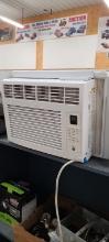 GE 6000BTU window air conditioner with remote