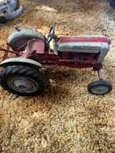 Ford Metal Red/Gray Tractor