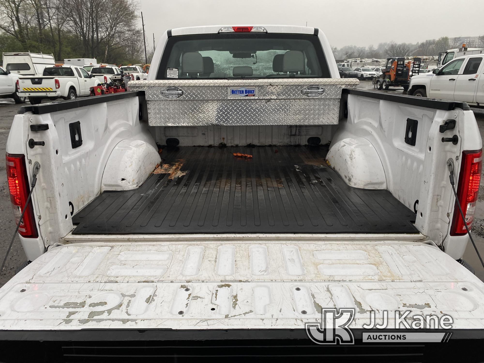 (Plymouth Meeting, PA) 2017 Ford F150 Extended-Cab Pickup Truck Runs & Moves, Body & Rust Damage