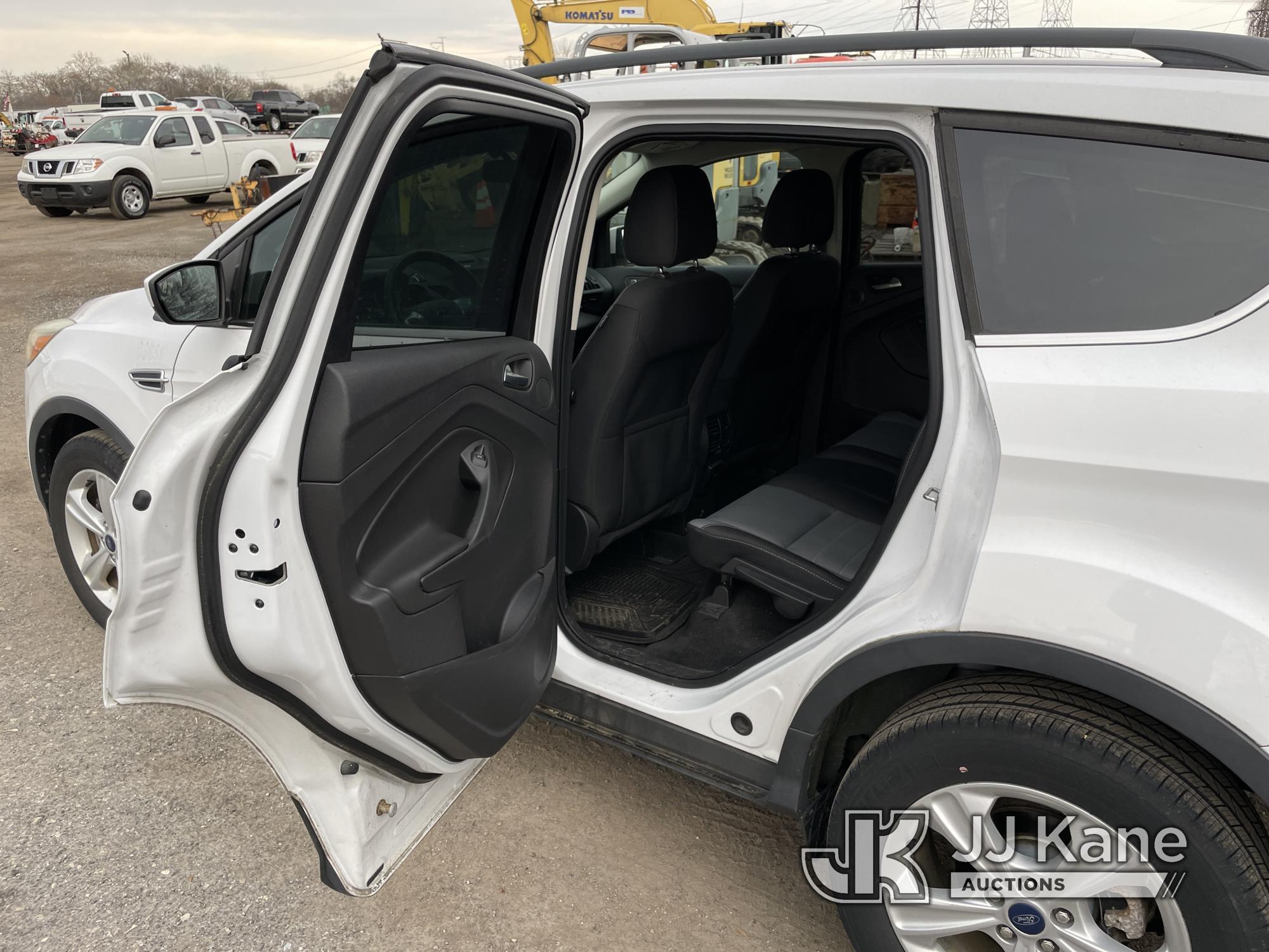 (Plymouth Meeting, PA) 2014 Ford Escape 4x4 4-Door Sport Utility Vehicle Runs & Moves, Minor Body &