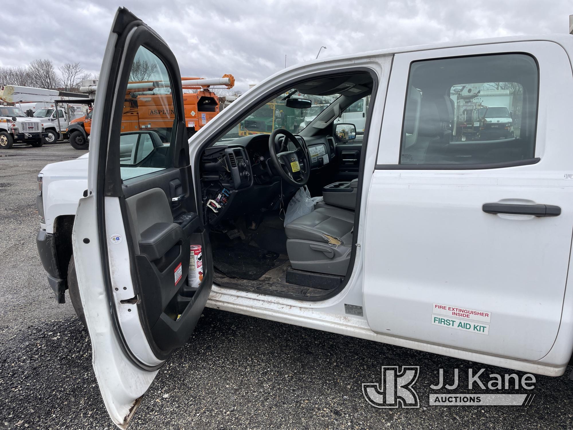 (Plymouth Meeting, PA) 2016 Chevrolet Silverado 1500 4x4 Extended-Cab Pickup Truck Bad Trans. Needs