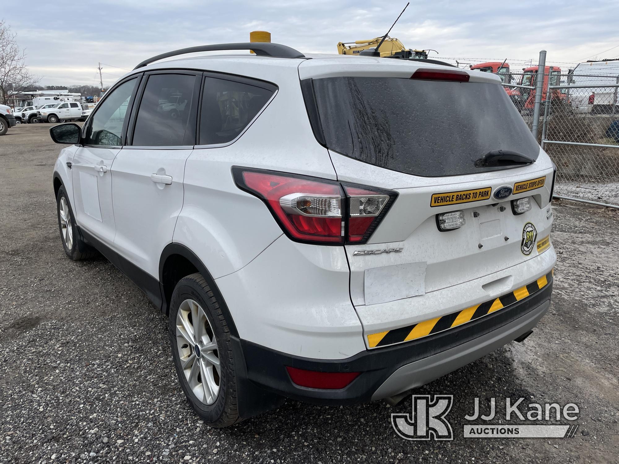 (Plymouth Meeting, PA) 2017 Ford Escape 4x4 4-Door Sport Utility Vehicle Bad Trans. Runs & Moves, Bo