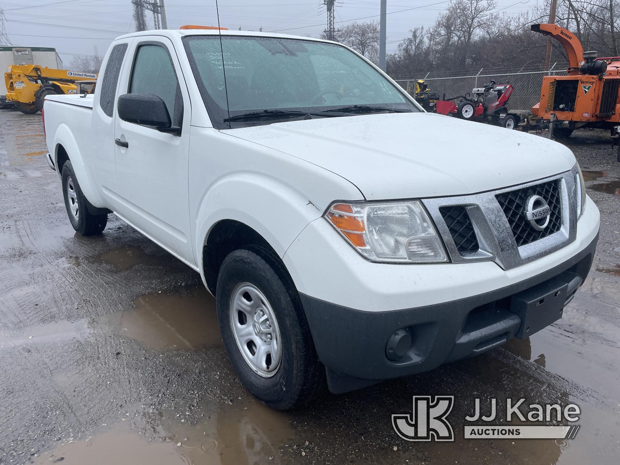 (Plymouth Meeting, PA) 2016 Nissan Frontier Extended-Cab Pickup Truck Runs & Moves, Body& Rust Damag