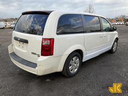 (Plymouth Meeting, PA) 2009 Dodge Grand Caravan Mini Passenger Van Runs & Moves, Oil Leak, Not Charg