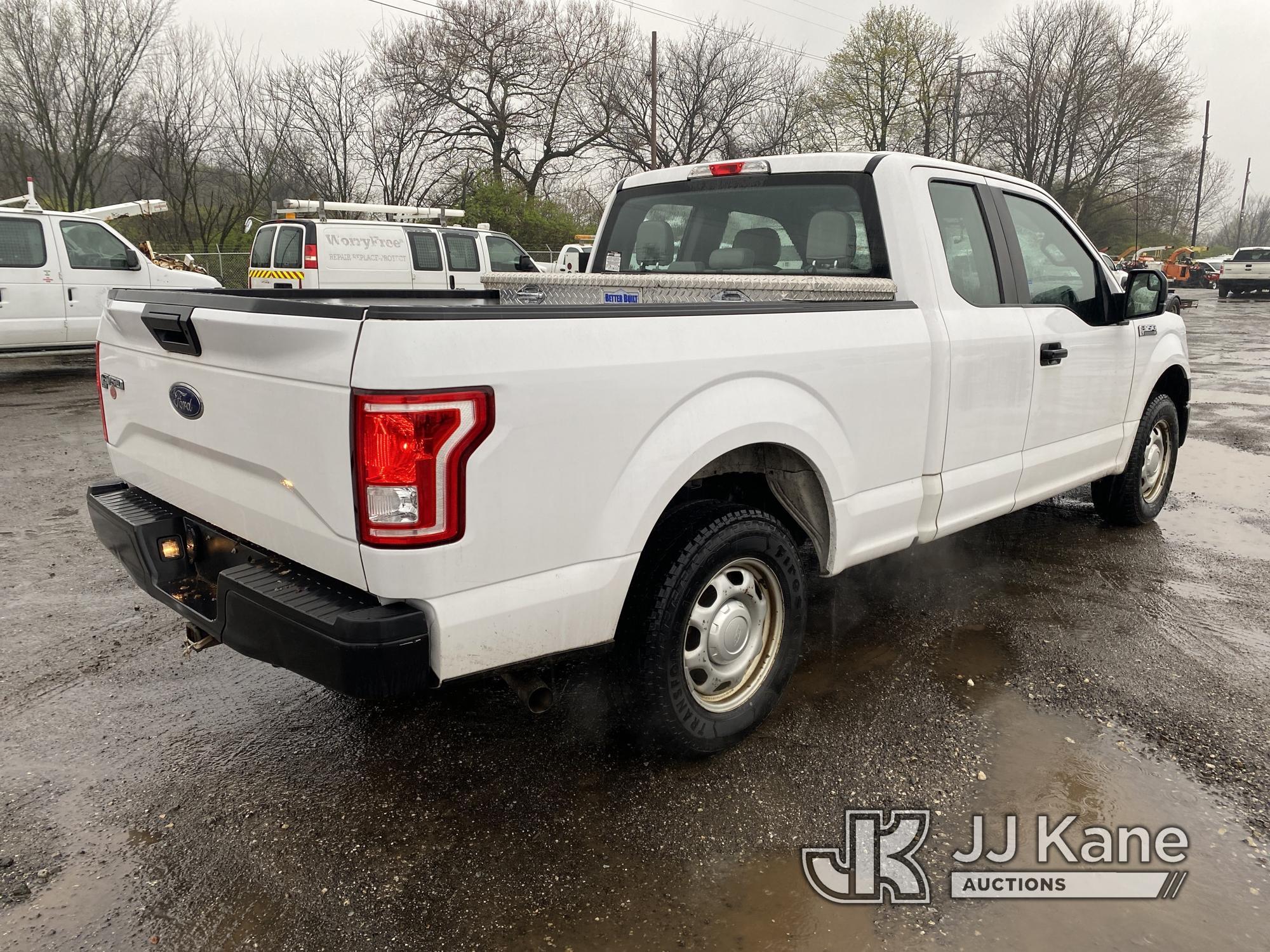 (Plymouth Meeting, PA) 2017 Ford F150 Extended-Cab Pickup Truck Runs & Moves, Body & Rust Damage