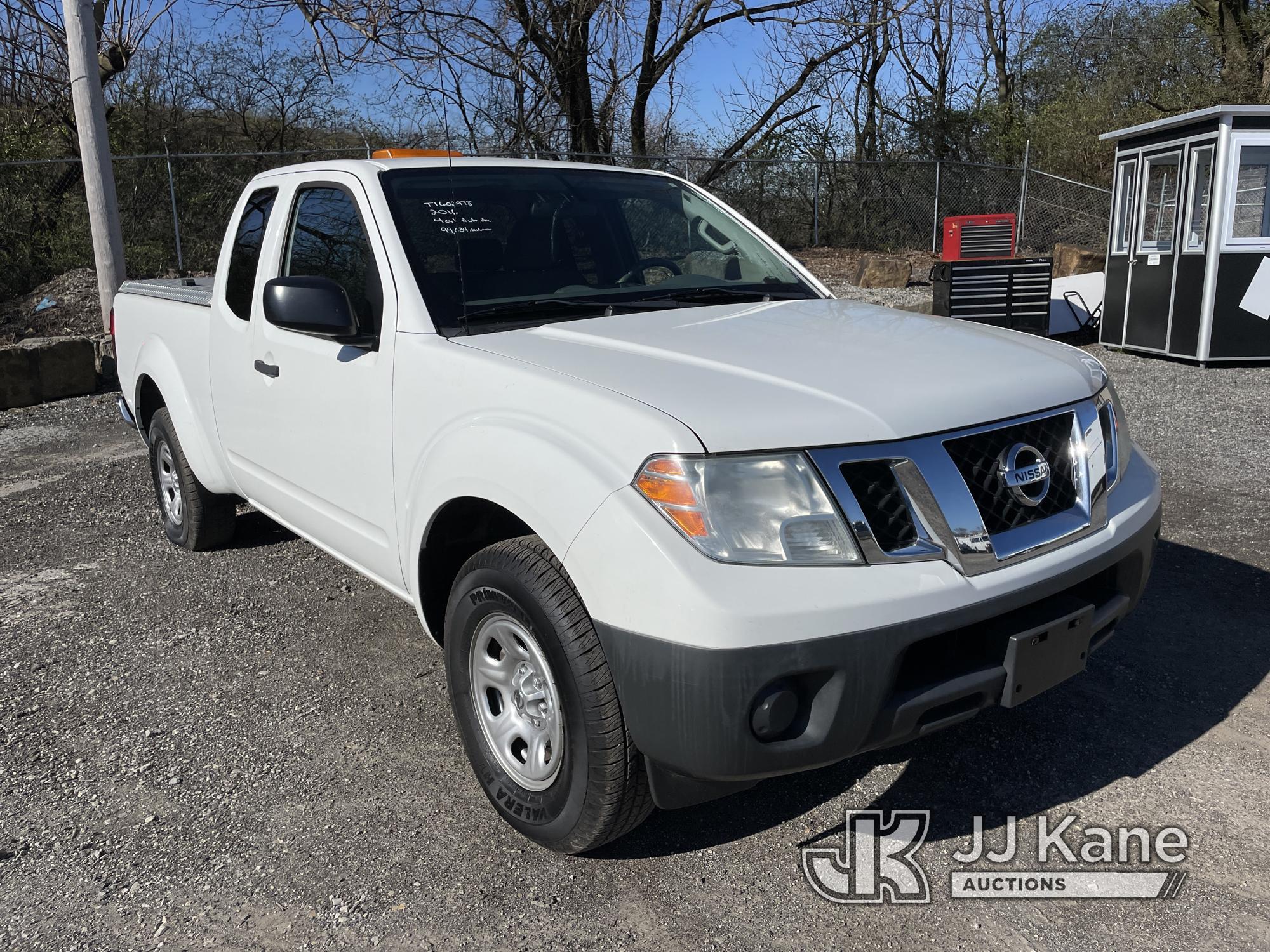 (Plymouth Meeting, PA) 2016 Nissan Frontier Extended-Cab Pickup Truck Runs & Moves, Traction Control