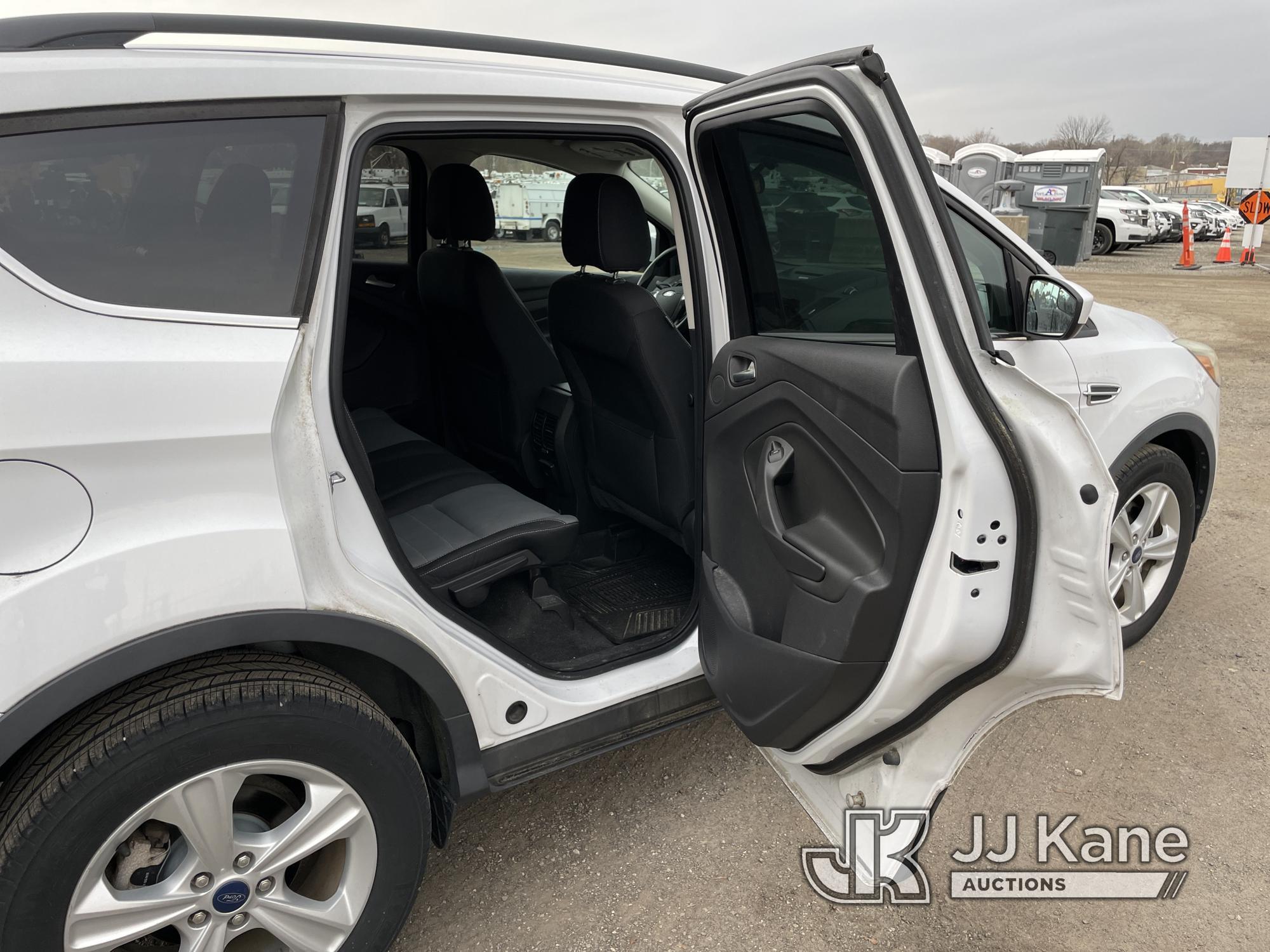 (Plymouth Meeting, PA) 2014 Ford Escape 4x4 4-Door Sport Utility Vehicle Runs & Moves, Minor Body &