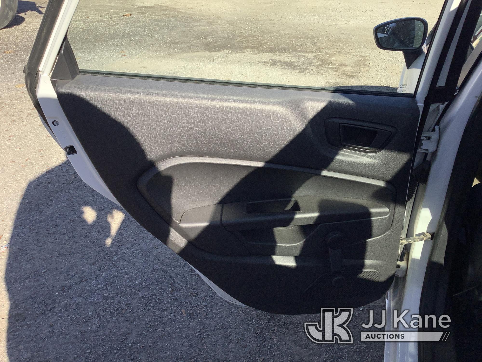 (Plymouth Meeting, PA) 2015 Ford Fiesta 4-Door Sedan Runs & Moves, Body & Rust Damage, Bad Head Gask