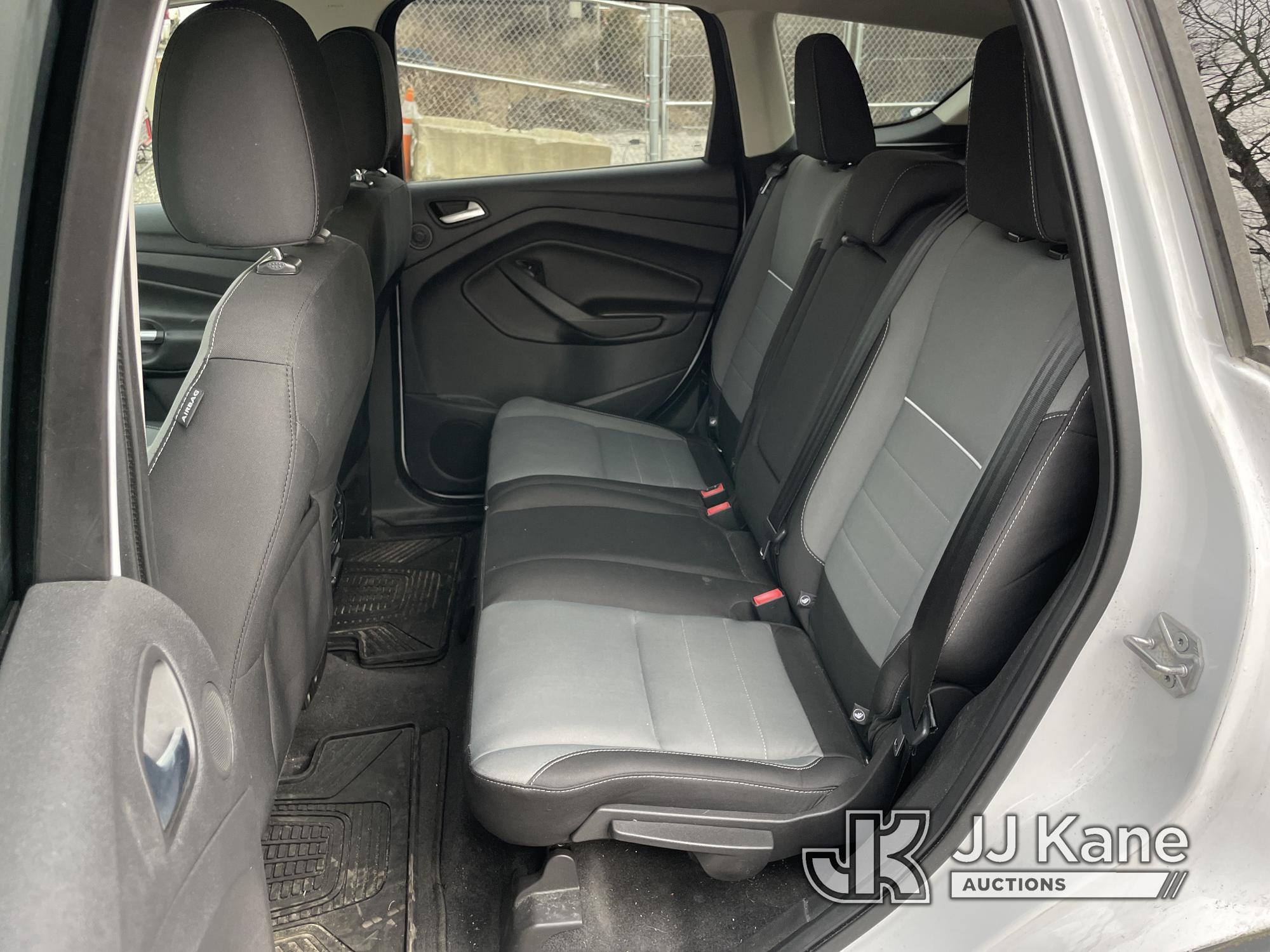 (Plymouth Meeting, PA) 2014 Ford Escape 4x4 4-Door Sport Utility Vehicle Runs & Moves, Minor Body &