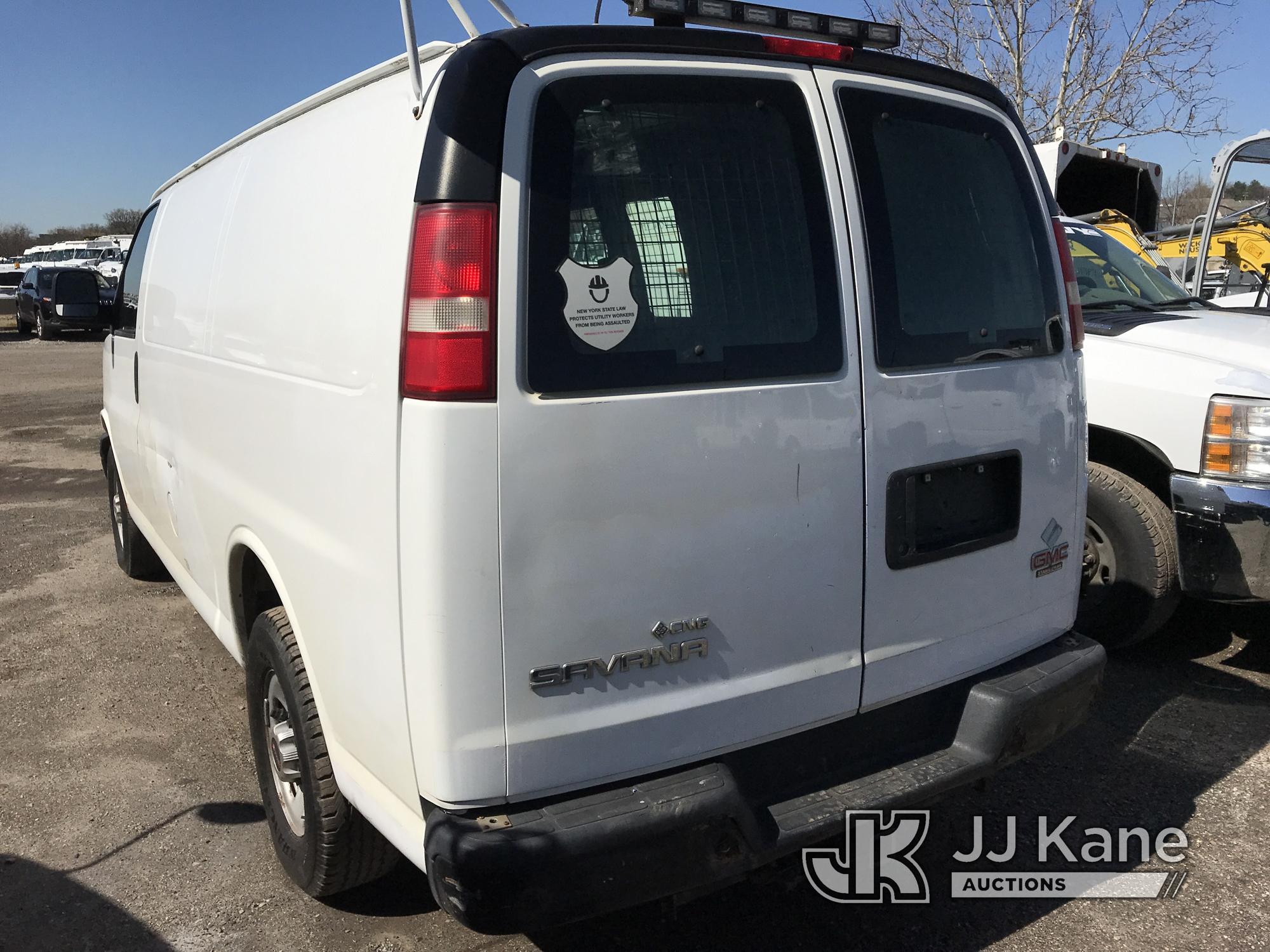 (Plymouth Meeting, PA) 2013 GMC Savana G2500 Cargo Van CNG Only) (Out of Fuel, Not Running Condition