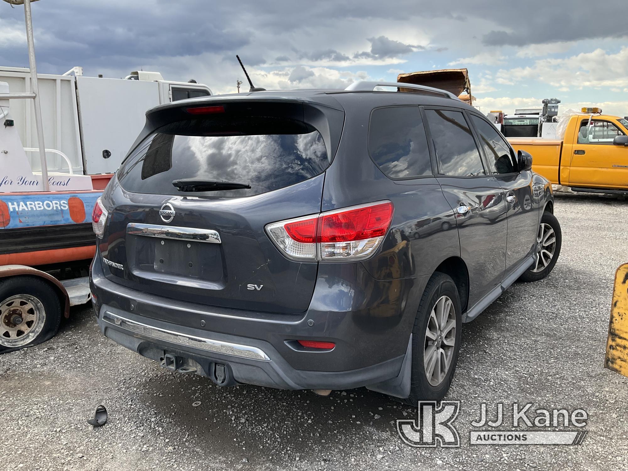 (Jurupa Valley, CA) 2014 Nissan Pathfinder 4-Door Sport Utility Vehicle Runs Does Not Move, Bad Tran