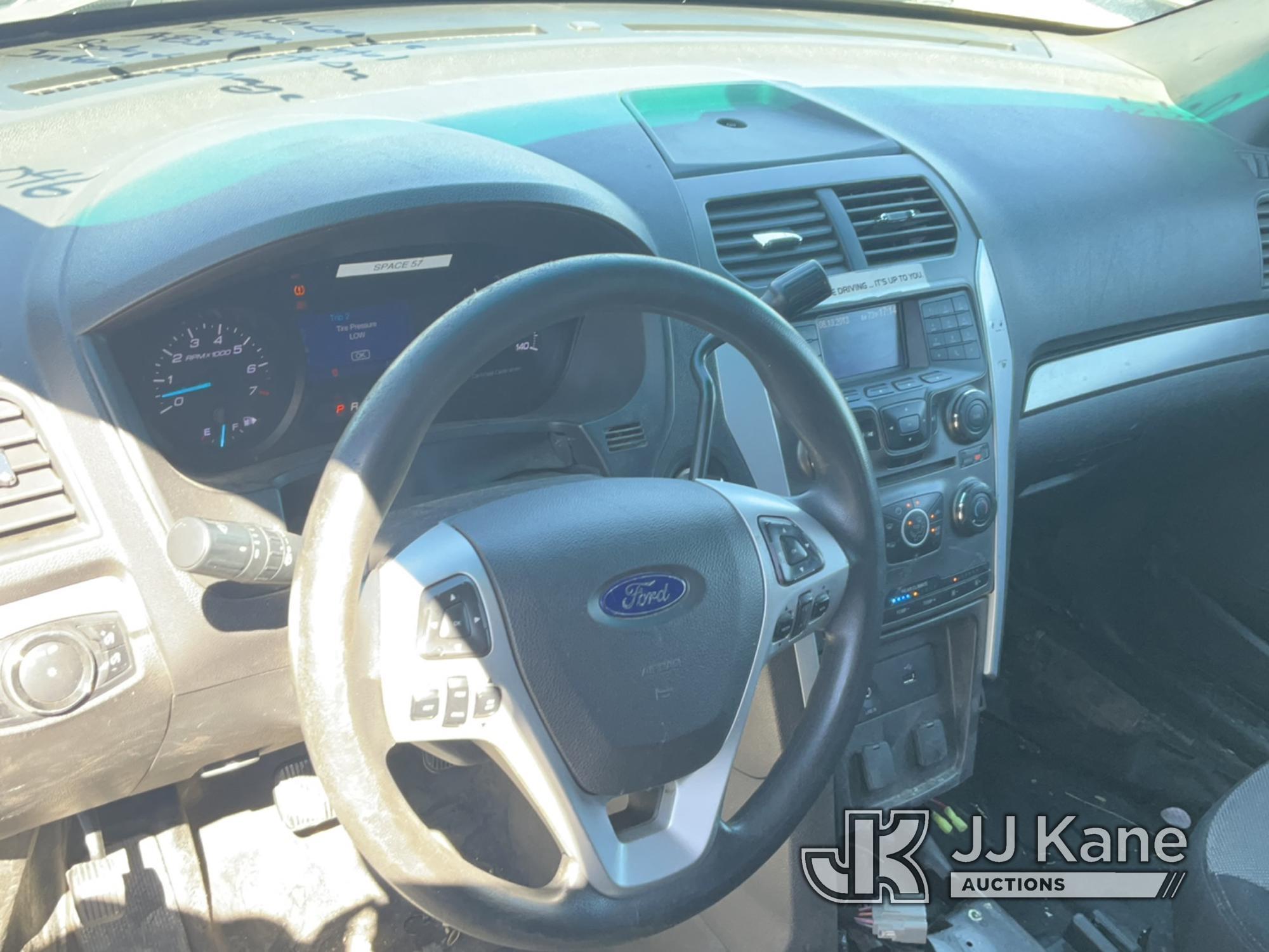 (Las Vegas, NV) 2014 Ford Explorer AWD Police Interceptor Body & Interior Damage, No Console, Tracti