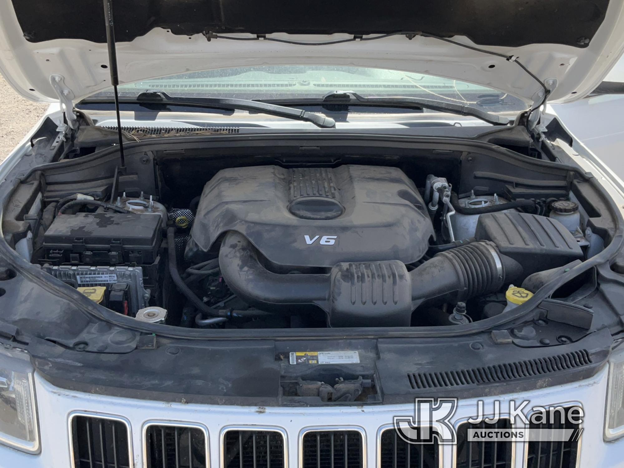 (McCarran, NV) 2014 Jeep Grand Cherokee Laredo 4x4 Sport Utility Vehicle, Located In Reno Nv. Contac
