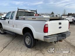 (South Beloit, IL) 2015 Ford F250 4x4 Extended-Cab Pickup Truck Runs & Moves) (Check Engine Light On