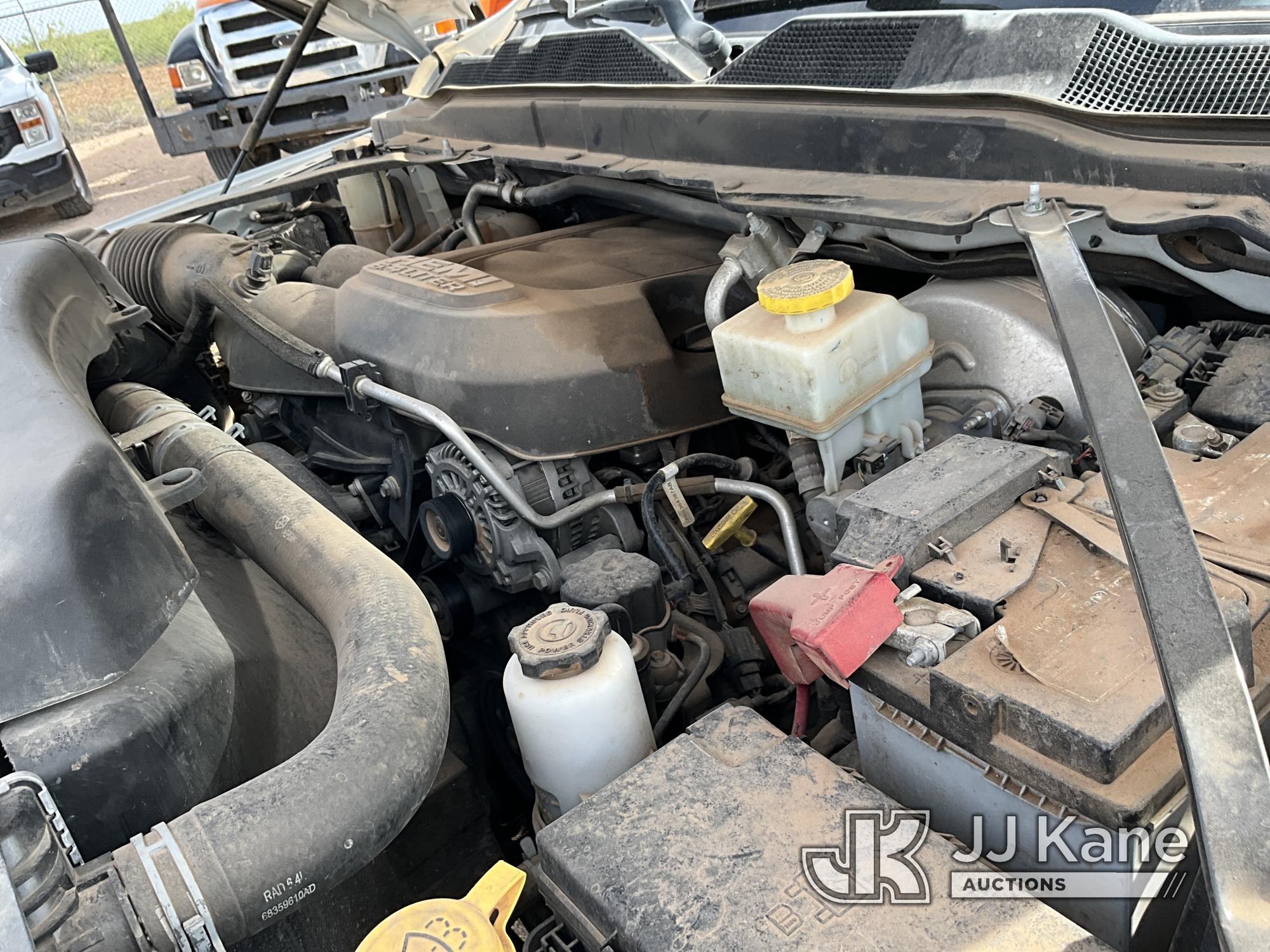 (Odessa, TX) 2019 RAM 2500 4x4 Crew-Cab Pickup Truck Runs & Moves) (Engine Tick, Check Engine Light