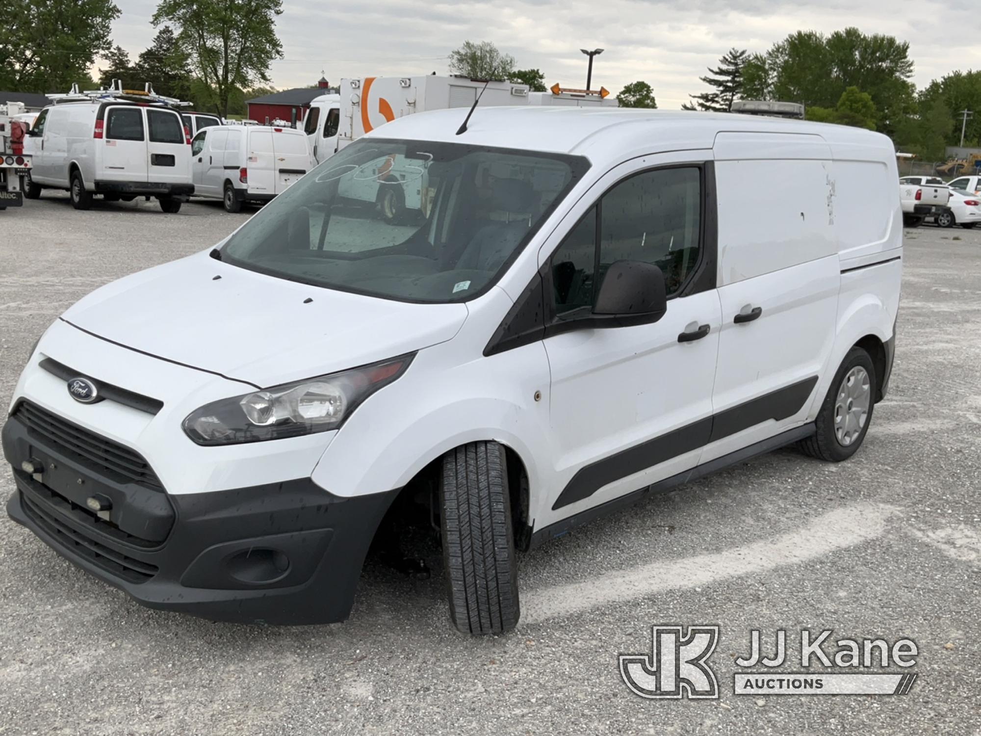 (Hawk Point, MO) 2015 Ford Transit Connect Cargo Van Runs & Not Movable) (Front Drivers Side Steerin